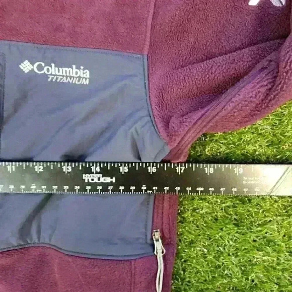 Columbia Titanium Omni Tech Purple Waterproof Shell Jacket. Size Small - Picture 6 of 6